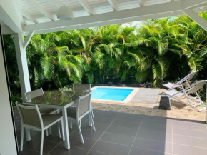 Appartement charmant Le Moule + piscine